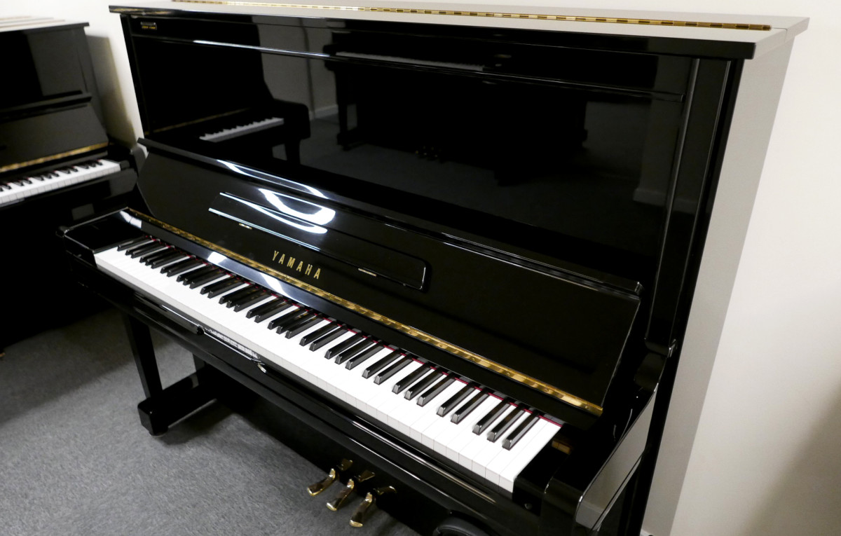 Yamaha U300SX Silent Y #5338514 vista genral piano abierto