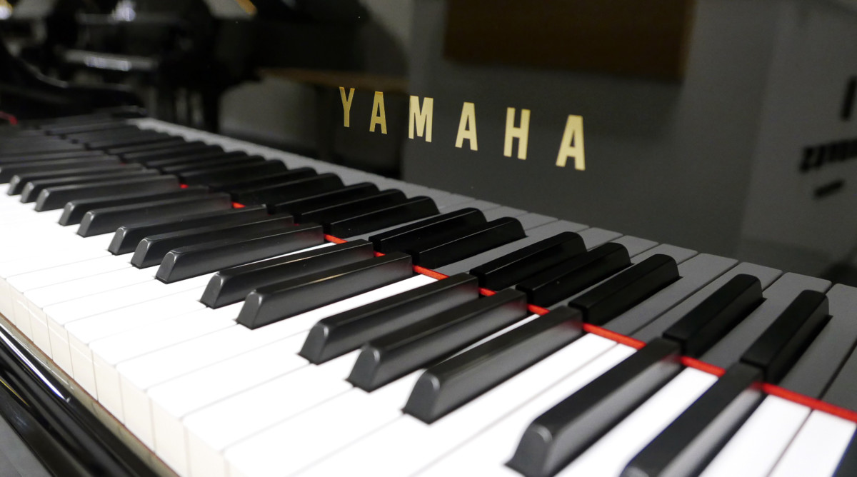piano de cola Yamaha G2 #4230632 teclado teclas marca