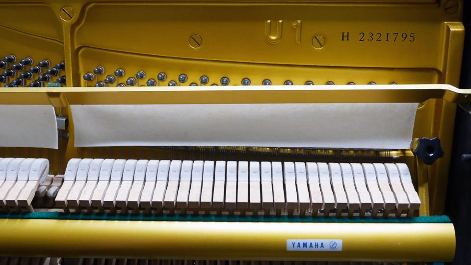piano-vertical-yamaha-u1-2321795-numero-de-serie-modelo-