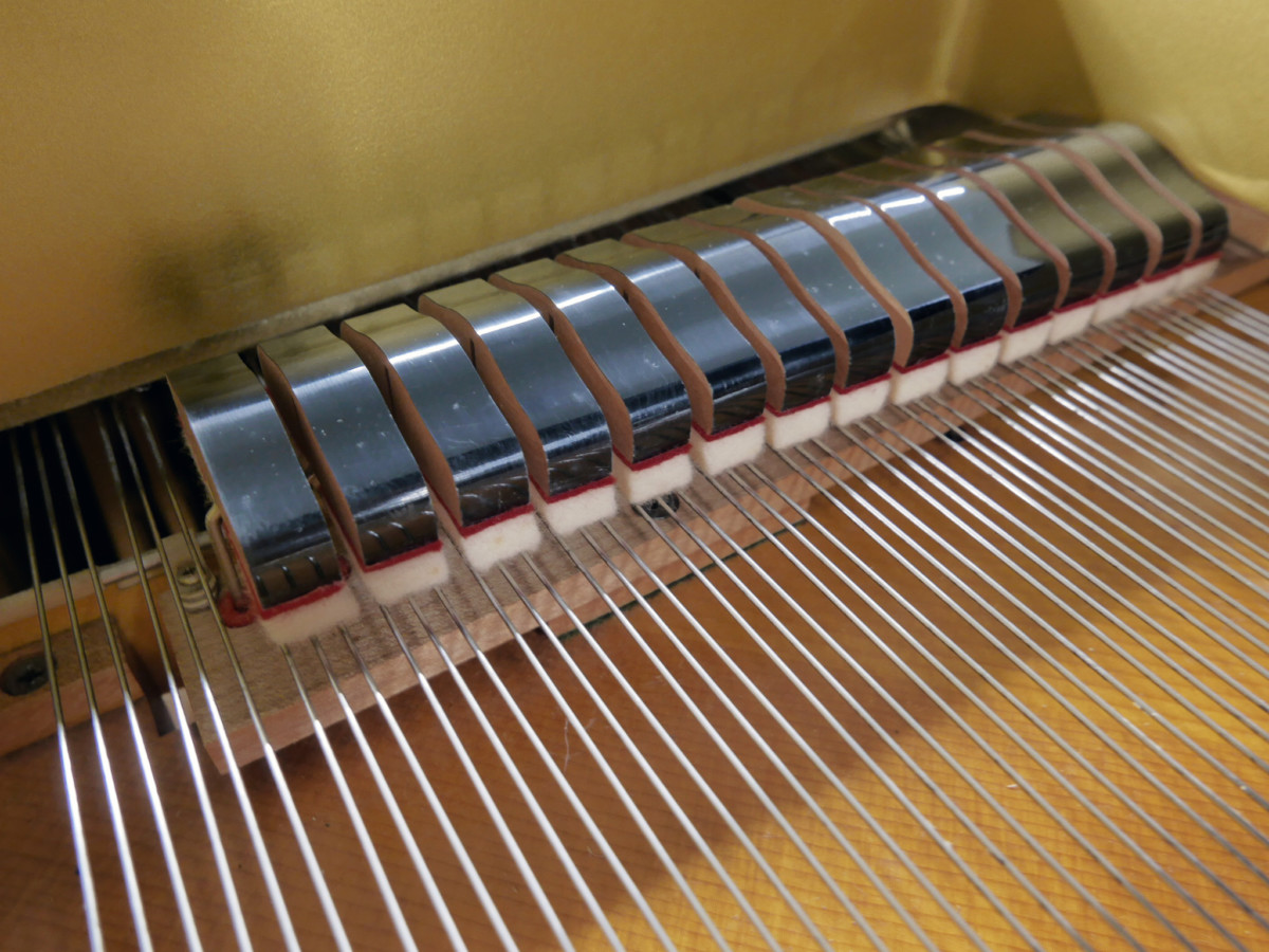 piano de cola Yamaha G5 #4620863 apagadores cuerdas