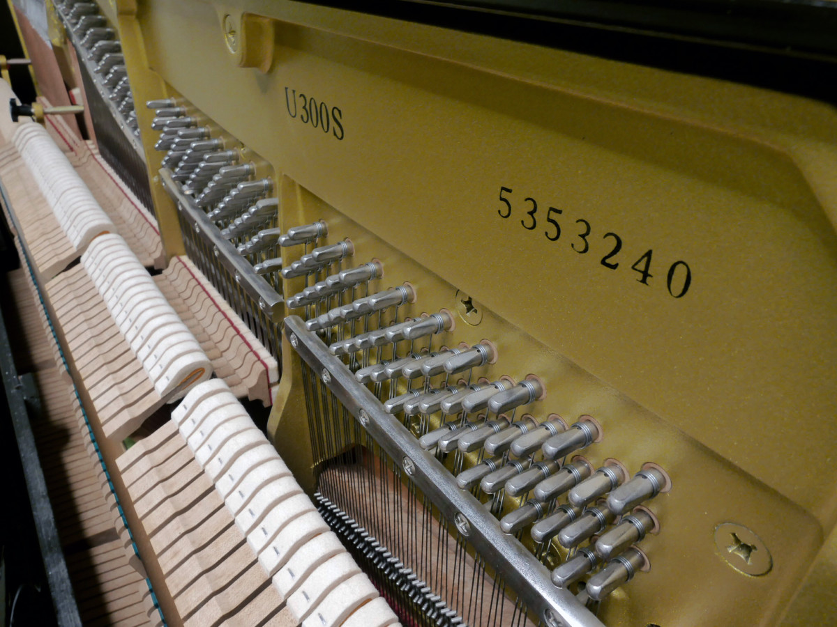 piano vertical Yamaha U300 silent #5353240 numero de serie modelo clavijero clavijas martillos macillos