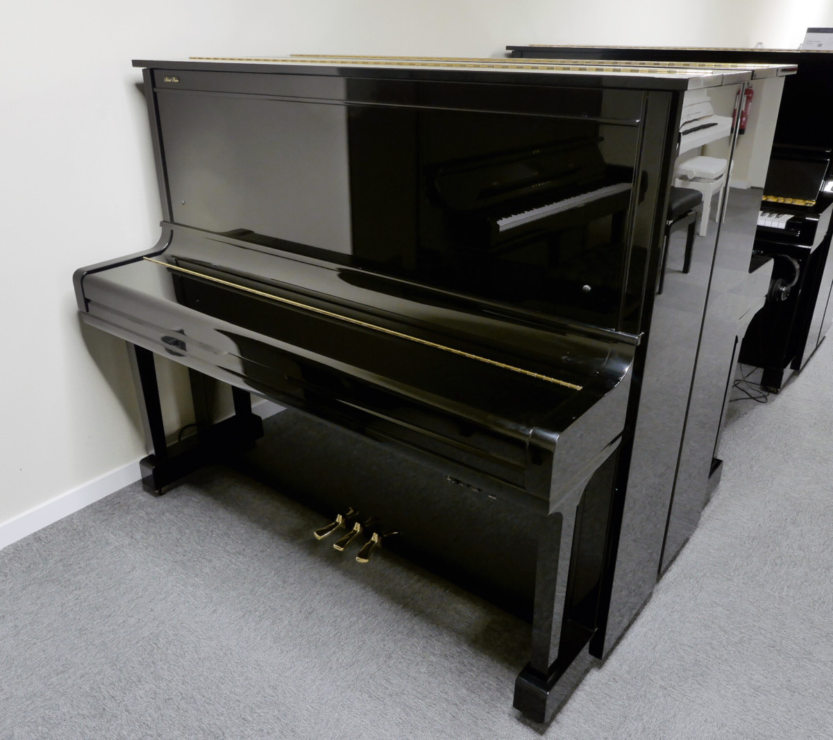 piano vertical Yamaha U300 silent #5353240 vista general tapa cerrada