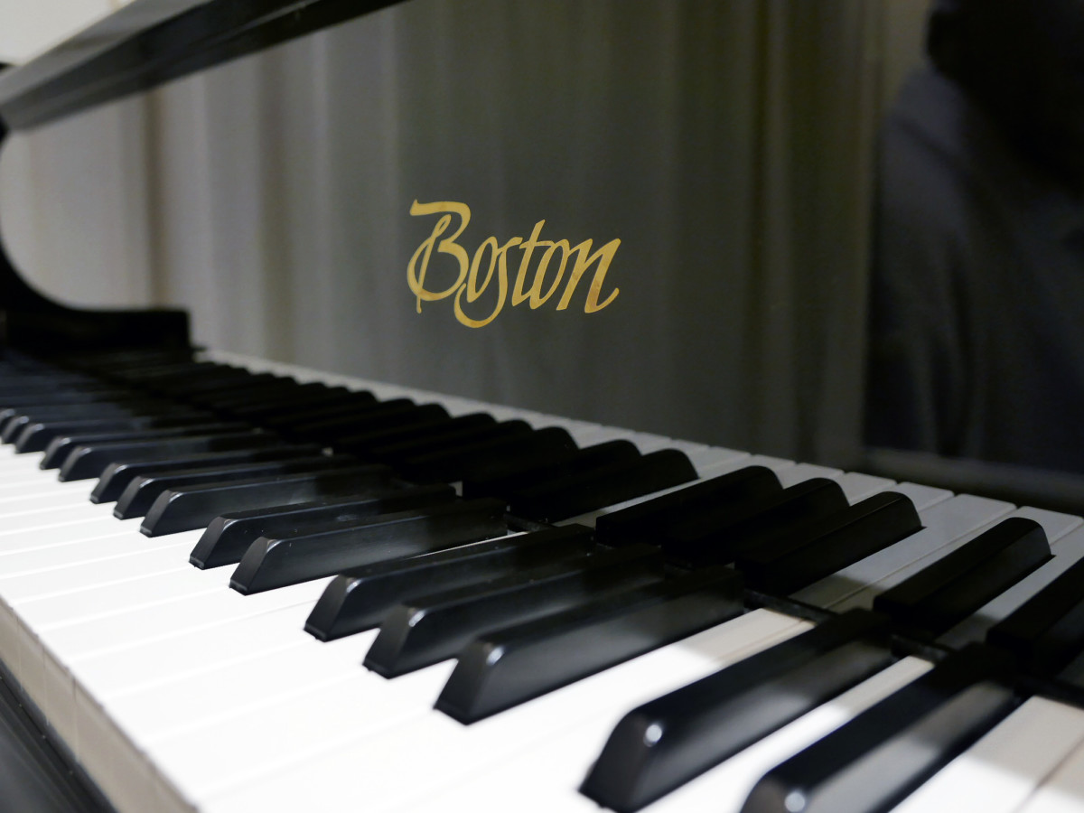 piano de cola Boston GP215 #197587 teclado teclas marca