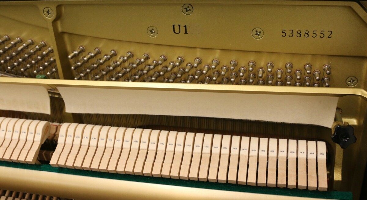 piano-vertical-yamaha-u1-5388552-modelo