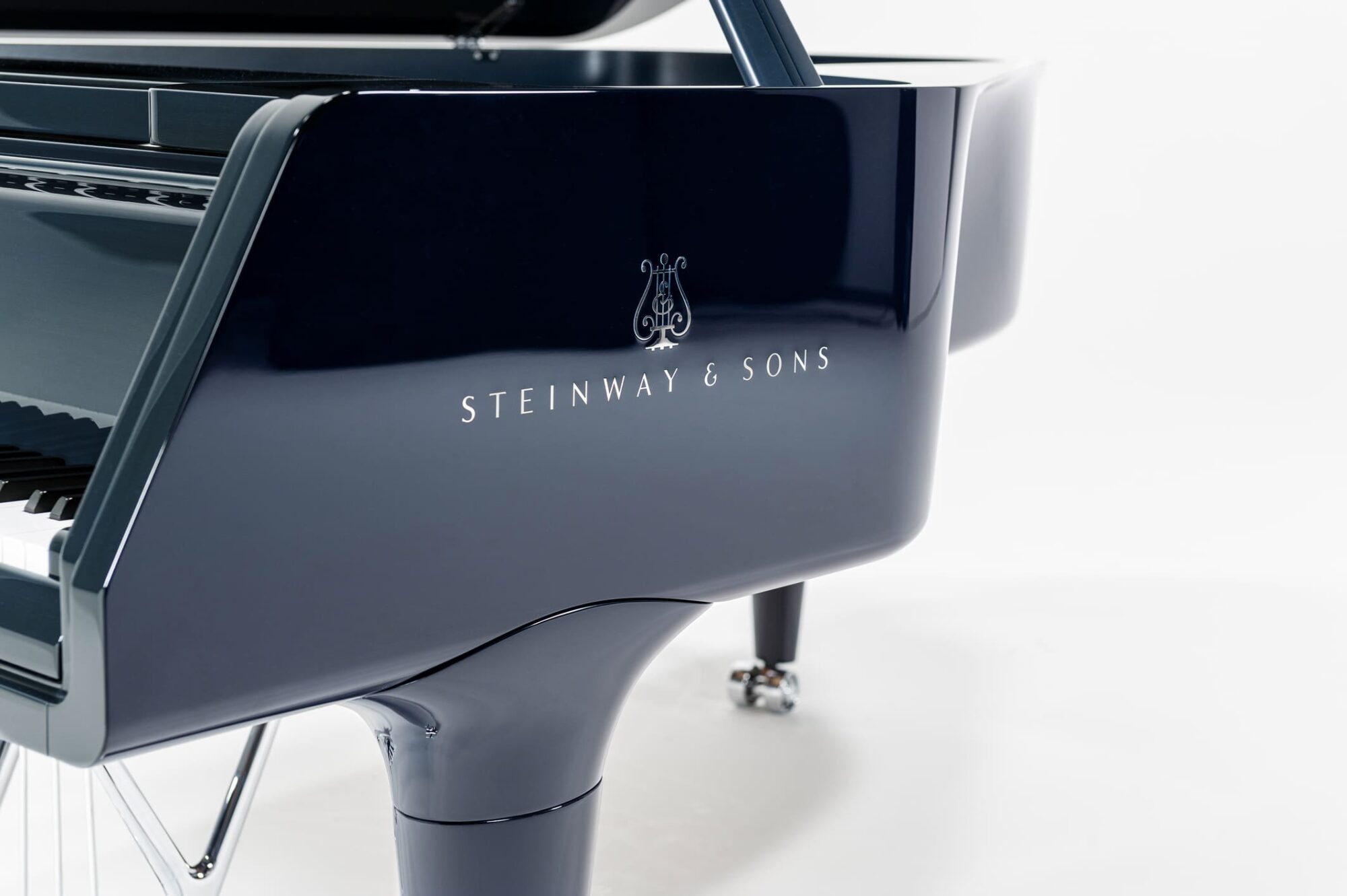 STEINWAY & SONS B211 SPIRIO | R 