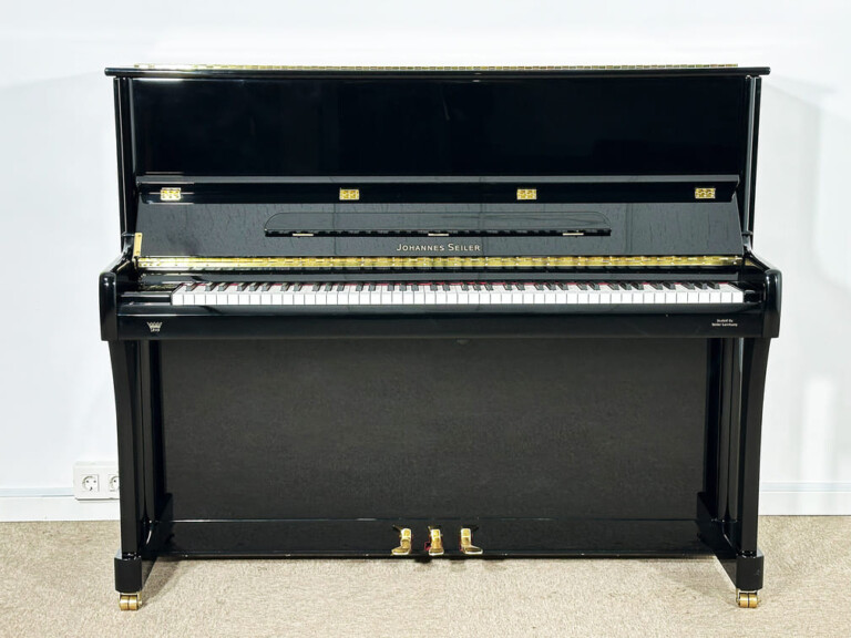 Johannes Seiler GS122 frontal