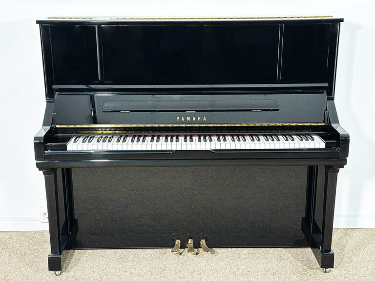 Yamaha YU30 #6090423 frontal
