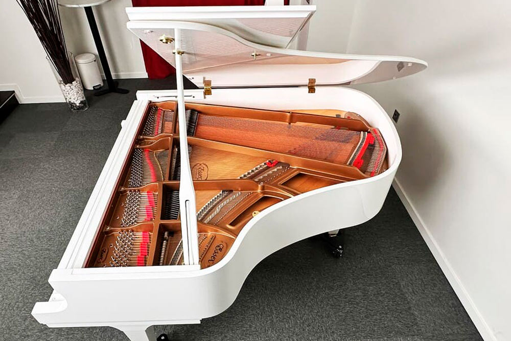 Guía de precios de pianos de cola según marca y modelo