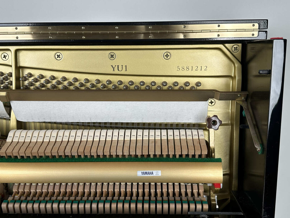 Yamaha YU1 Nº5881212 macillos