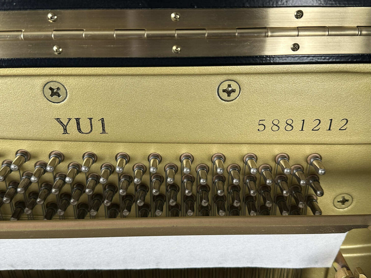 Yamaha YU1 Nº5881212 numero de serie