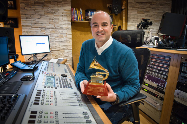 Artista del mes: Javier Monteverde