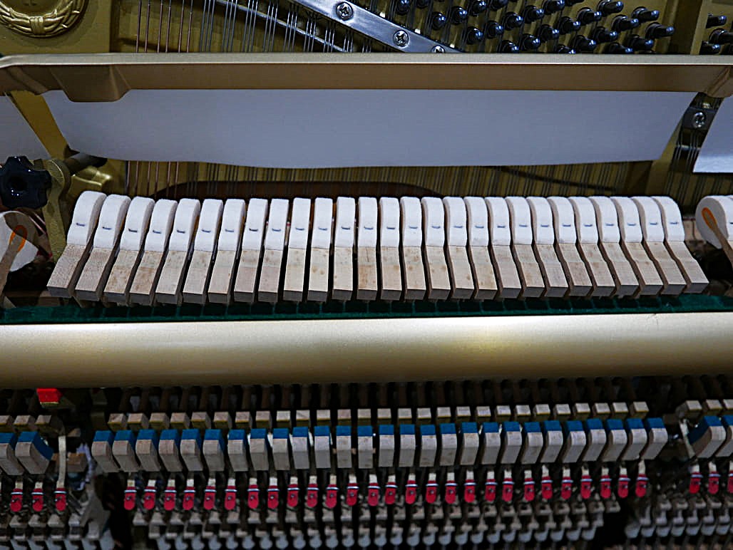 Yamaha U30 #4714610 vista mecanismo segunda mano